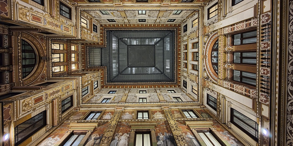 galleria sciarra vaulted courtyard ceiling rome